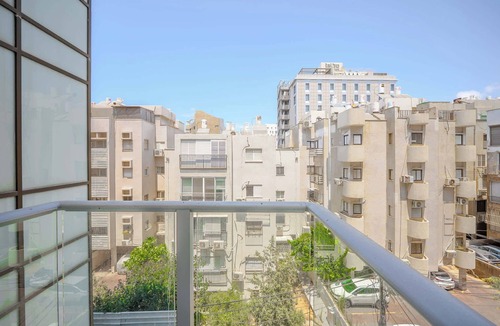 Old North Apartment | Carmelo Port BeachFront shelter in the building
