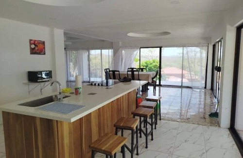 Santa Rosa House | Casa Almendras - Fun, Nature and Relaxation for the Whole Family