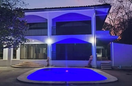 Santa Rosa House | Casa Almendras - Fun, Nature and Relaxation for the Whole Family