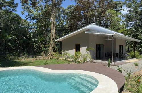 Cahuita Apartment | Casa Andersson - Your Caribbean House with Pool