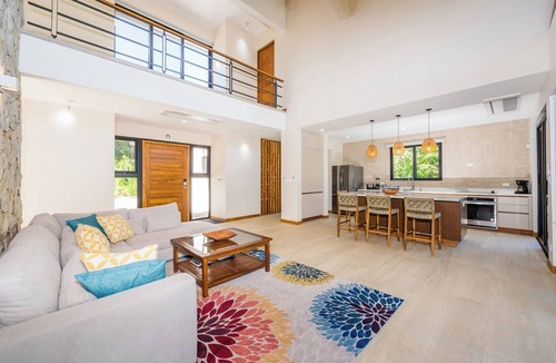 Los Pargos House | CASA DESTINO modern luxuyr wtih pool - walking distance to beach