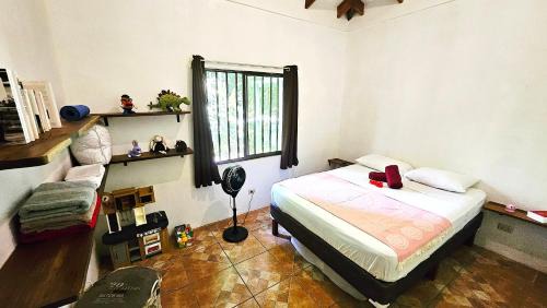 Cahuita House | Casa Escondida