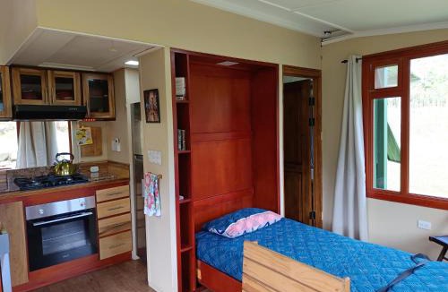 Santa Maria Cabin | Casa Hermosa FAM Little House
