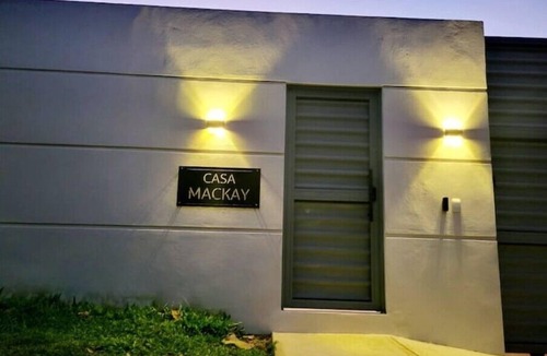 Los Pargos House | Casa Mackay, only 350 steps away from the beach.n
