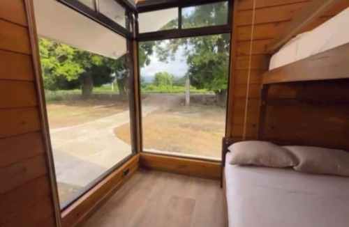 Lepanto House | Casa Mango Lepanto #9. Charming 2-bedroom cabin AC, WiFi in enjoyable Lepanto.