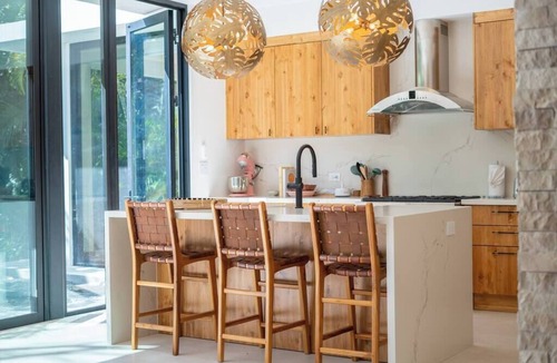 Playa Guiones House | Casa Marea | Luxury Front Row Villa Walk to the Beach