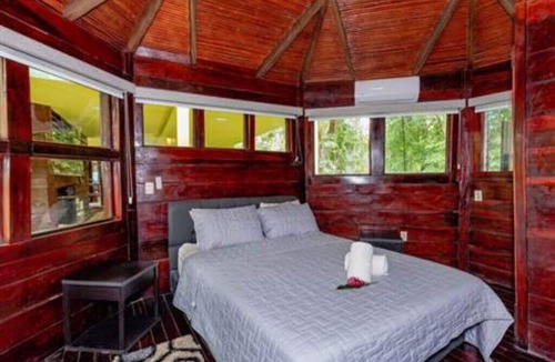 Potrero Bed & Breakfast | Casa Melosa Villa in Playa Potrero/Flamingo Costa Rica