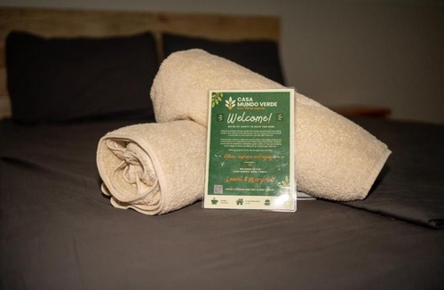Leon House | Casa Mundo Verde - Local Hostel