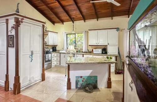 Puerto Jimenez Villa | Casa Oasis in the center of Puerto Jimenez