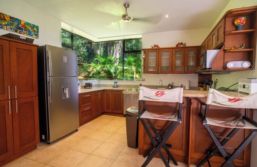 Esterillos House | Casa Selva Verde - Beautiful Private Pool House.