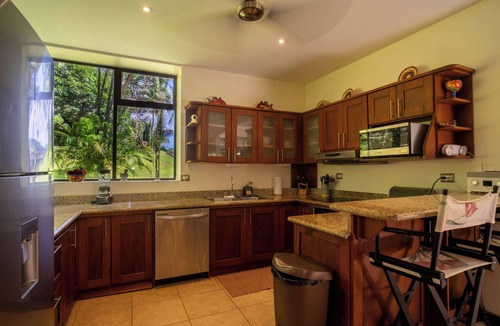 Esterillos House | Casa Selva Verde - Beautiful Private Pool House.