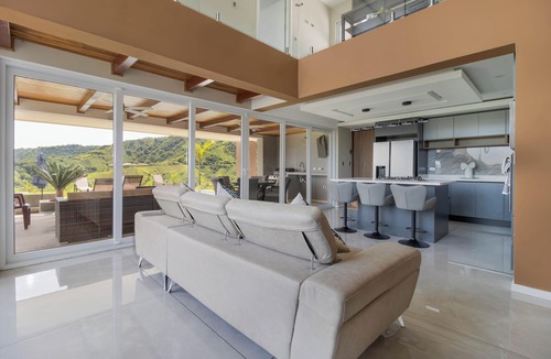 Coco Villa | Casa Shantí: Your Private Paradise Above the Bay