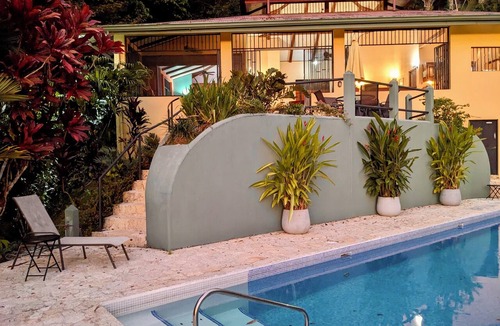 Ballena House | Casa Toucan: Private Jungle Setting with Ocean-View and 40 Foot Pool