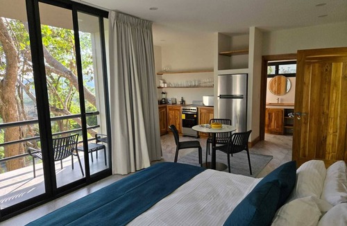 Paquera House | Casita de Vida 4.1, Guesthouse 1 Bdr, + 1 Bdr Casita option, Curu, Isla Tortuga