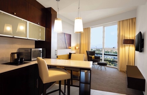 Sharjah Hotel | Centro Sharjah by Rotana