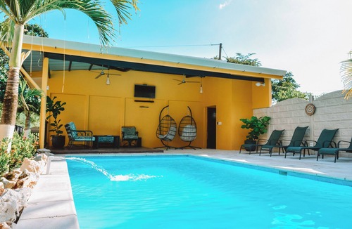 Playa Azul Ski Chalet | Chalet San Juanillo