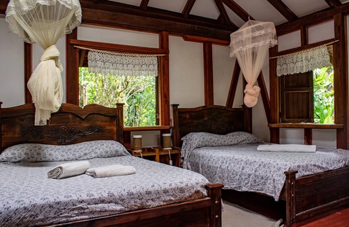 Cahuita Hotel | Chalet Y Cabinas Hibiscus
