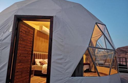 Wadi Rum Hotel | Charlotte luxury camp