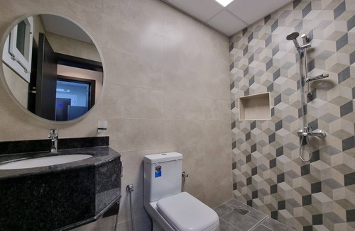 Salalah Apartment | Charming 2-bedroom apartment with WiFi, fitness room in peaceful Salalah