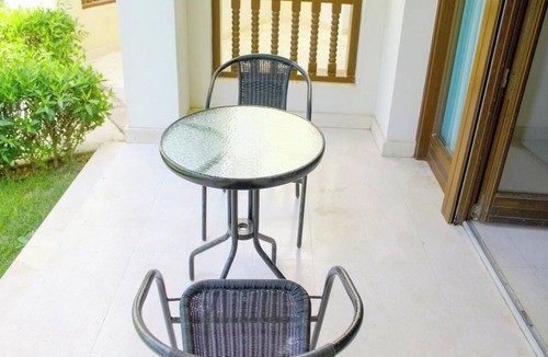 Salalah Apartment | Charming 2-Bedroom Marina Getaway