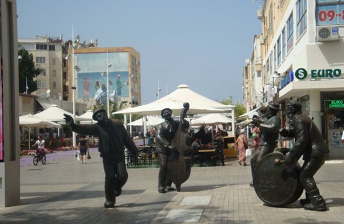 Netanya Apartment | Charming 3-bedroom apartment with AC in vibrant Netanya