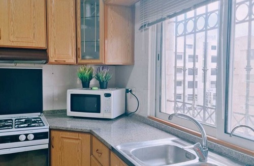 Suwailih Apartment | Charming 3-bedroom apartment with AC in vibrant Amman
