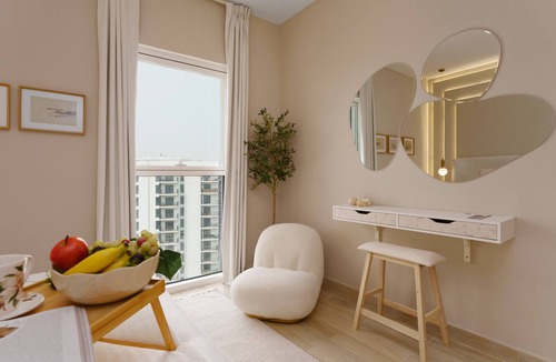 Abu Dhabi Apartment | Charming Retreat w/Panoramic Views on Yas Island
