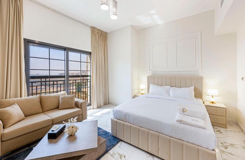 Dubai Apartment | Charming Studio with Dubailand Charm