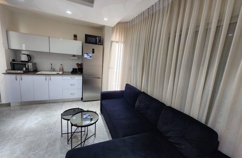 Bat Yam Apartment | Charming two-bedroom apartment On The Sea Bat Yam