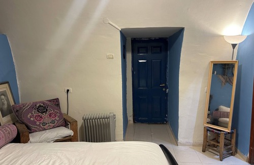 Safed Bed & Breakfast | charming Tzimmer steps above the HaAri Mikvah and views of Meron