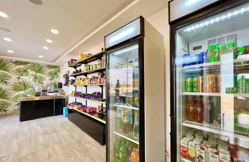 Al Ahyaa Apartment | Chic penthouse retreat elgouna access
