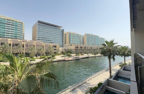 Al Raha Beach House | Chic Townhouse | Beach, Pool & Kayak Access