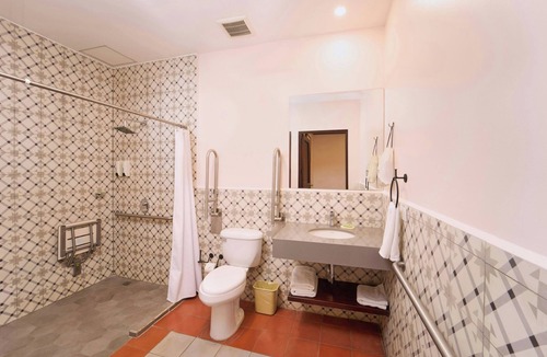 Leon Hotel | City Centro by Marriott La Recoleccion, Nicaragua