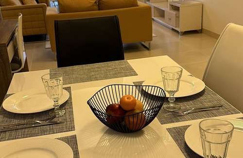Qurm Apartment | City Gem Qurm Beach View