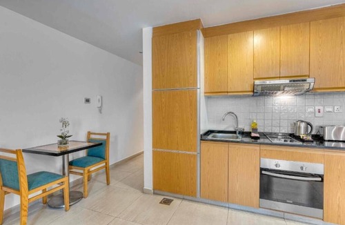 Umm Suqeim 3 Apartment | Classic Studio at Al Thanyah Street, Barsha Heights