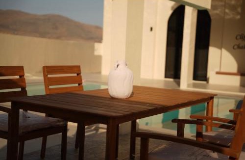 Oman Ski Chalet | Cliff Chalet-Amrat