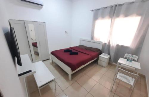 Abu Dhabi Hotel | Cliftin Studio Apartment