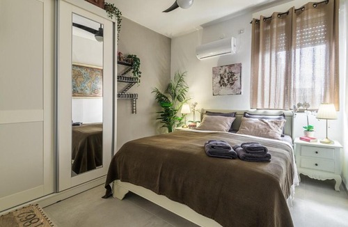 Nahariya Apartment | Close to the sea and city center