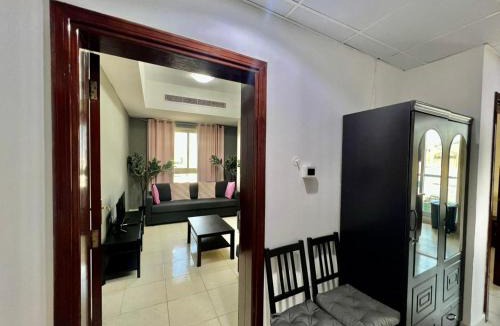 Al Satwa Apartment | Close to The World Trade Center and DIFC