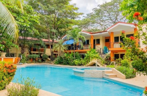 Coco Condo | Cocomarindo 66 - Stylishly Renovated 1BR