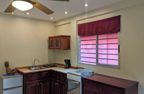Pavones House | Comfortable Casita, walking distance to the Beach