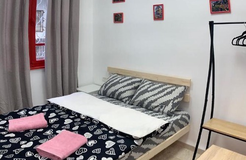 Haifa Apartment | Comfy three-bedroom apartment