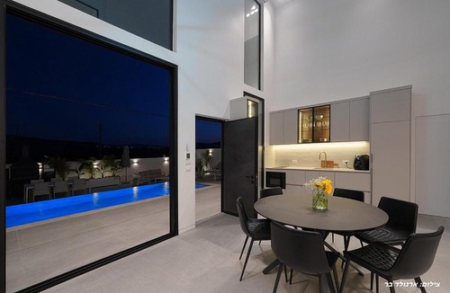 Vered Hagalil Apartment | como - שתי וילות יוקרתיות עם בריכה פרטית מחוממת ומקורה