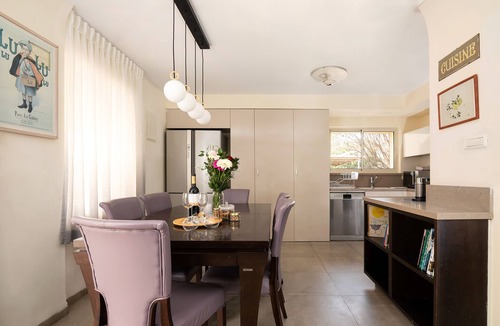 Ben Ami House | Concept House - Health, Nature, Culture, Tours & Tastes in the Village