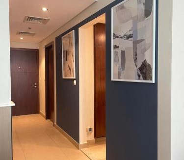 Madinat Zayed Apartment | Connected to Dubai Mall and Metro - Burj Vista T2