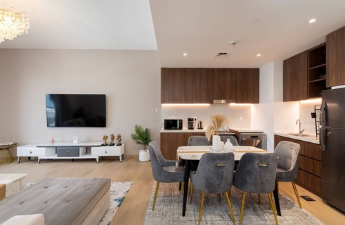 Dubai Apartment | Contemporary La Mer 1BR w/Beach Access