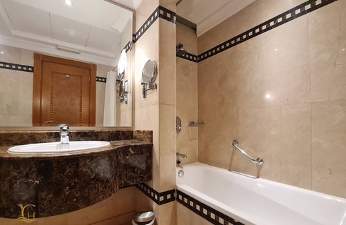 Al Majaz Hotel | Corniche Hotel Sharjah
