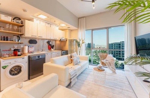 Dubai Apartment | Cosy 1 Bed Apartment in MAG 510