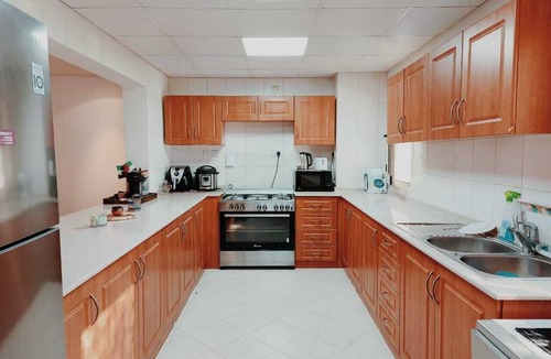 Al Hamra Village House | Cosy Home walking distance to the mall, cinema, bars and much more