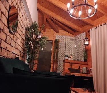 Majdal al-Shams Apartment | Cosy room